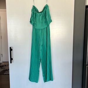 New : Teal pleated Jumpsuit from Vici. Medium
